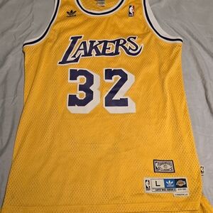 Adidas Los Angeles Lakers Magic Johnson 1979-80 Mens Swingman Jersey